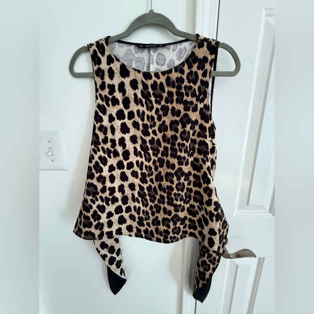 Zara Leopard Print Sleeveless Blouse Small NWOT